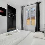 Daire 3 Chambres - 2 Min Du Palais - Climatise - Calme *